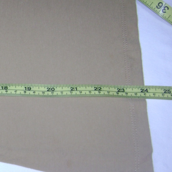 Women's small tan NFC Saints t-shirt - Picture 5 of 6